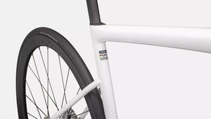 Specialized Tarmac SL8 Expert 2025 Ultegra Di2 Gloss White / Black Metallic 56cm