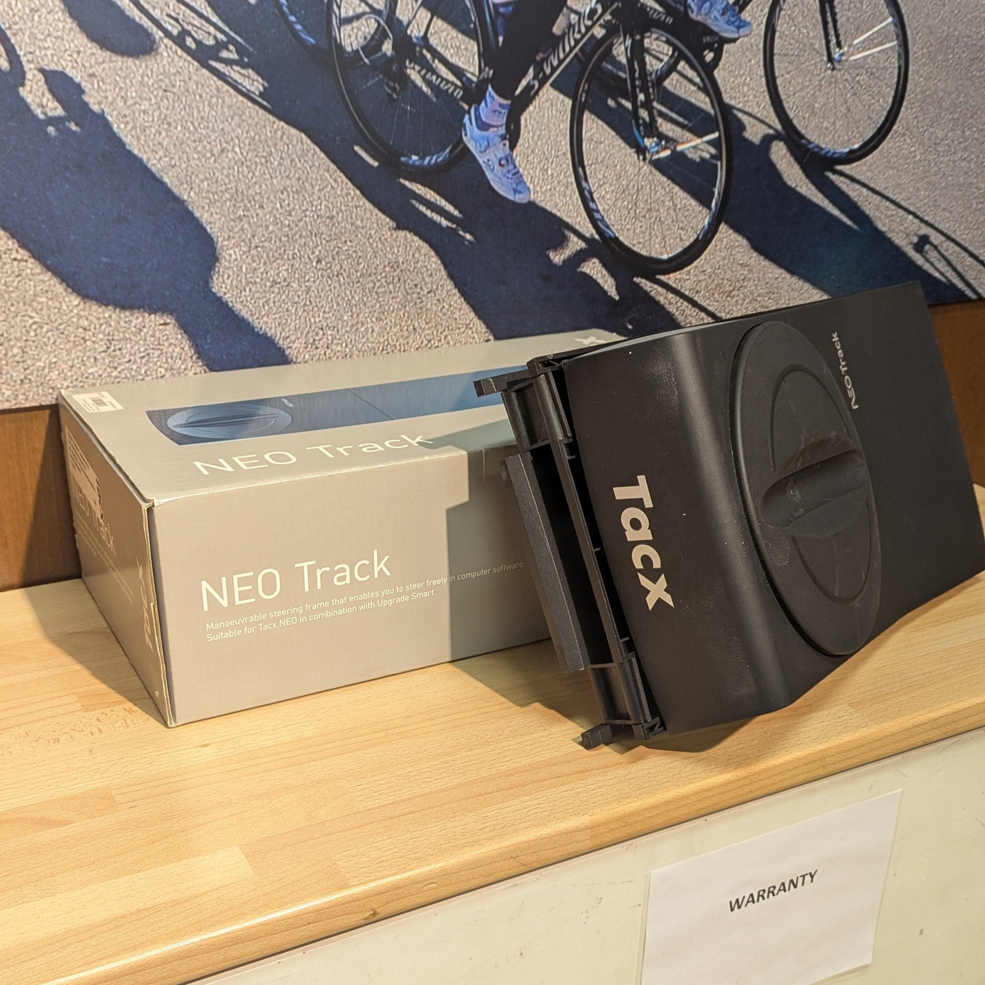 Wheel support Tacx Neo Track T2430